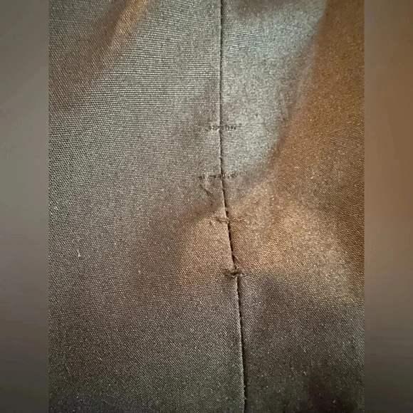 Dennis by Dennis Basso white/black ruffled hem coat W’s size S - Picture 11 of 12